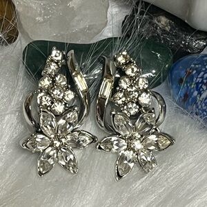Vintage Coro Floral Clip On Earrings